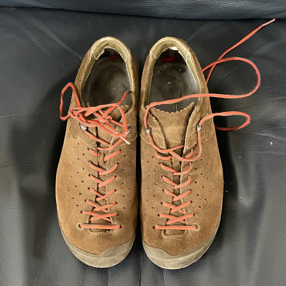 SALEWA hiking shoes